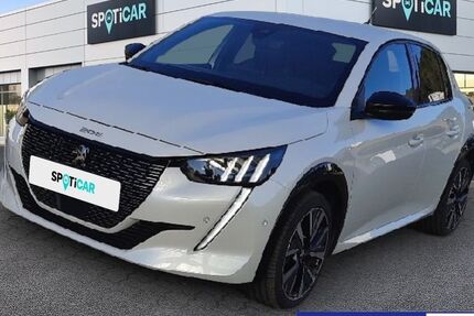 Peugeot 208 30.870 km 15.490 &euro; Saarbrücken 66119