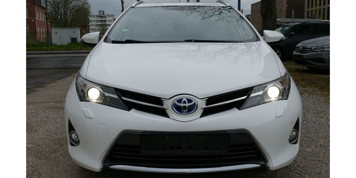 Toyota Auris 240.000 km 8.000 &euro; Saarbrücken OT St Johann 66121