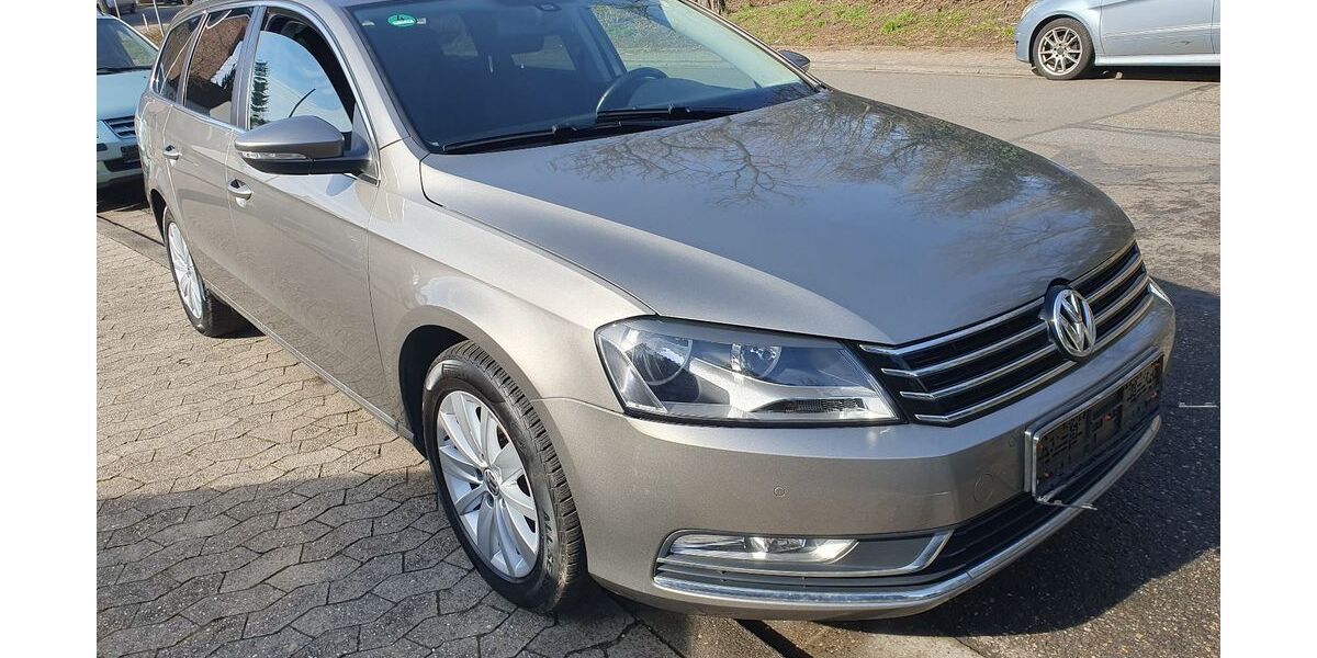 VW Passat Variant 182.000 km 6.900 &euro; Saarbrücken - Burbach 66115