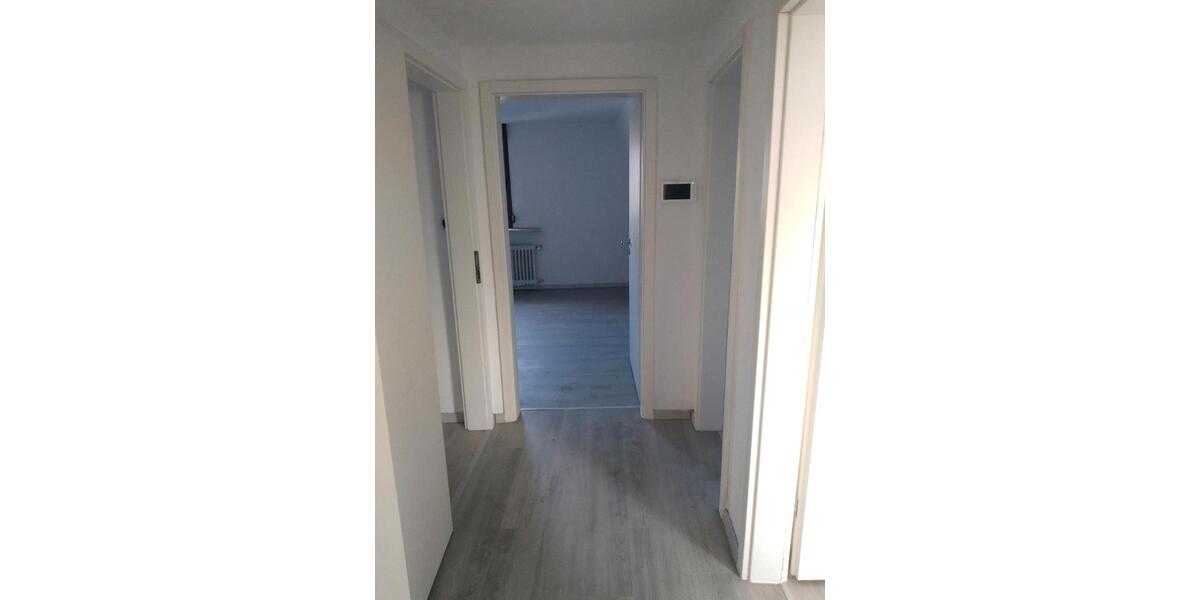 Dachgeschoßwohnung Riegelsberg - 3 Zimmer, 75 m&sup2;, 550&euro; | Angebot:26588208