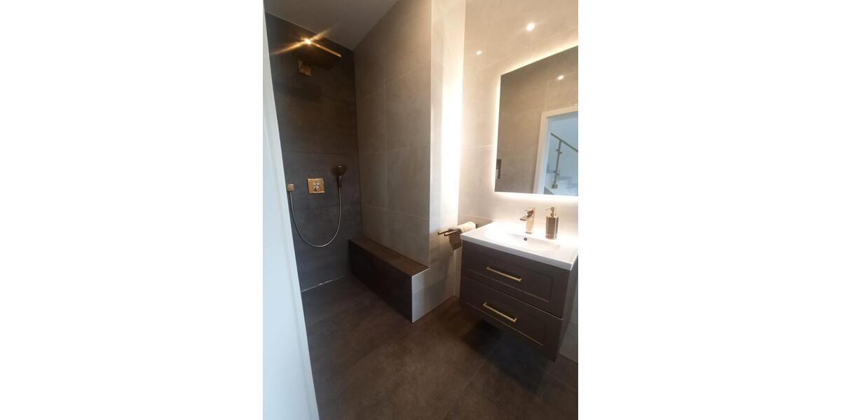 Doppelhaushälfte Völklingen - 7 Zimmer, 186 m&sup2;, 580.000&euro; | Angebot:22399037