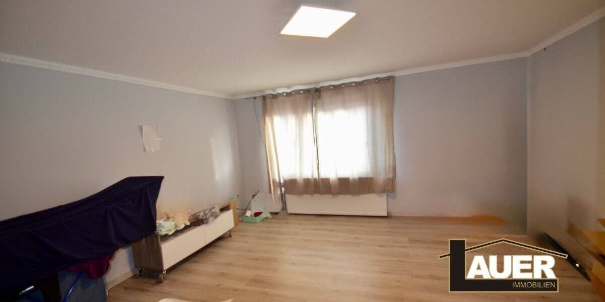 Einfamilienhaus Wadgassen Differten - 5 Zimmer, 137 m&sup2;, 200.000&euro; | Angebot:25666079