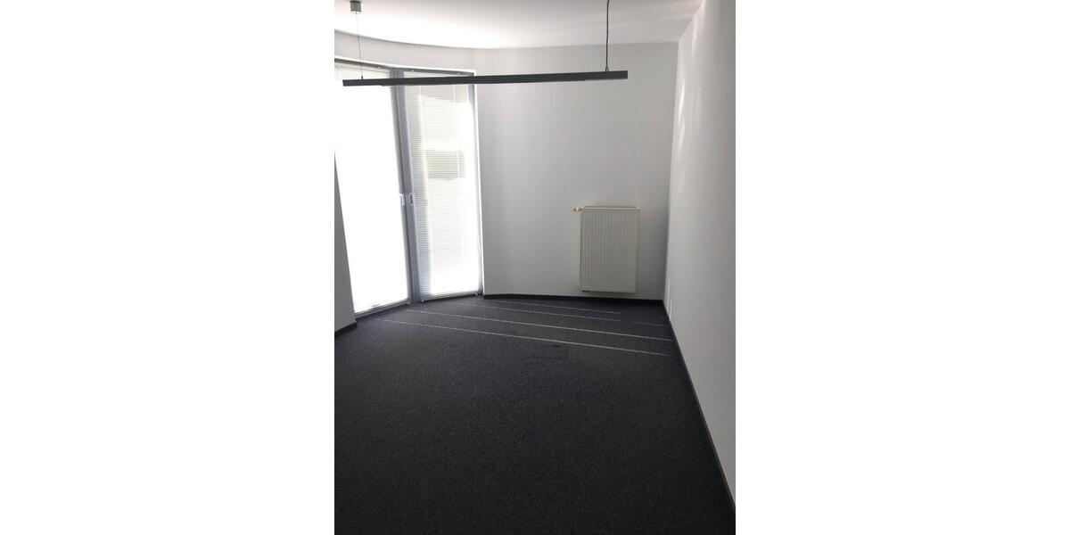 Gewerbeobjekt Sankt Ingbert - 900&euro; | Angebot:24211481