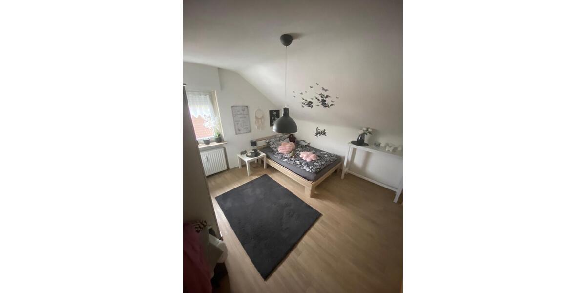 Etagenwohnung Saarbrücken Bischmisheim - 3 Zimmer, 85 m&sup2;, 700&euro; | Angebot:26698506