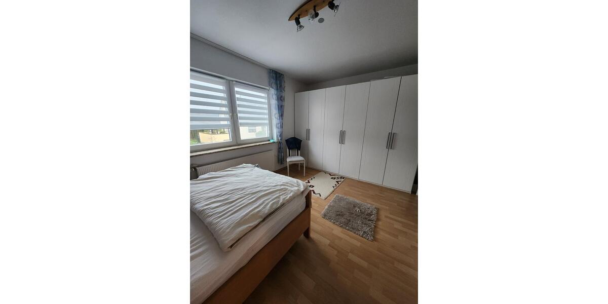 Etagenwohnung Saarbrücken West - 2 Zimmer, 70 m&sup2;, 500&euro; | Angebot:25361027