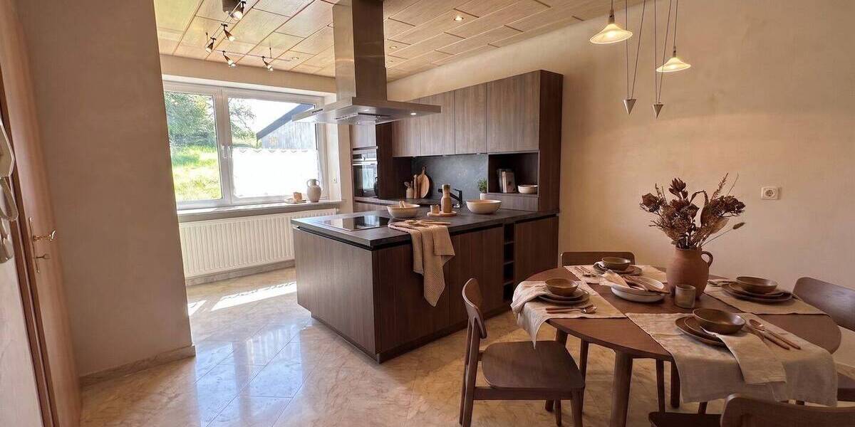 Mehrfamilienhaus, Wohnhaus Saarwellingen / Reisbach Reisbach - 8 Zimmer, 170 m&sup2;, 218.000&euro; | Angebot:26411493