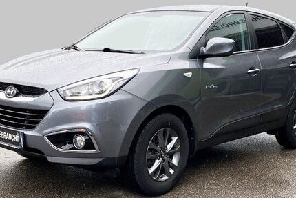 Hyundai ix35 111.500 km 9.300 &euro; Saarwellingen 66793