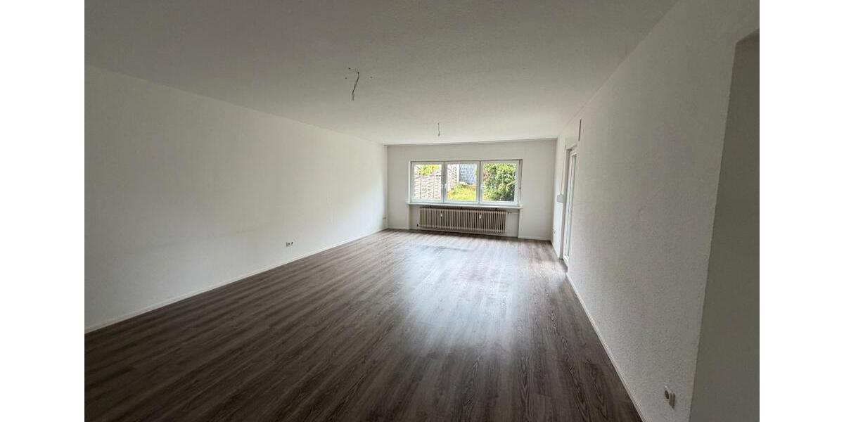 Erdgeschoßwohnung Heusweiler - 4 Zimmer, 98 m&sup2;, 800&euro; | Angebot:26558302