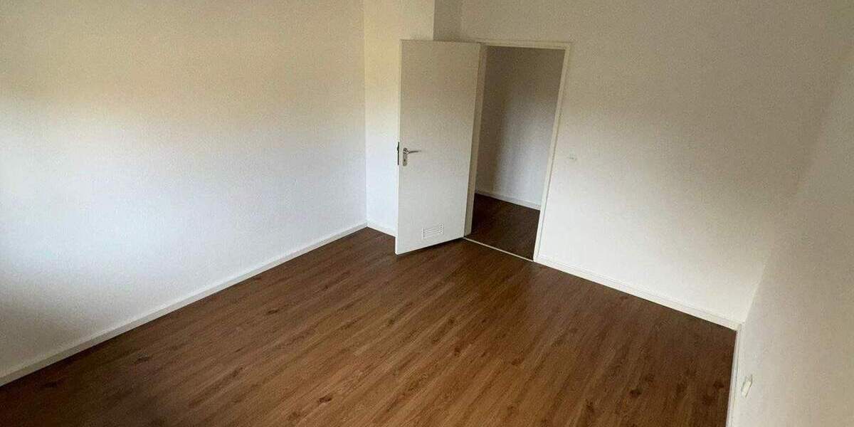 Etagenwohnung Saarbrücken Alt-Saarbrücken - 3 Zimmer, 72 m&sup2;, 700&euro; | Angebot:25690932