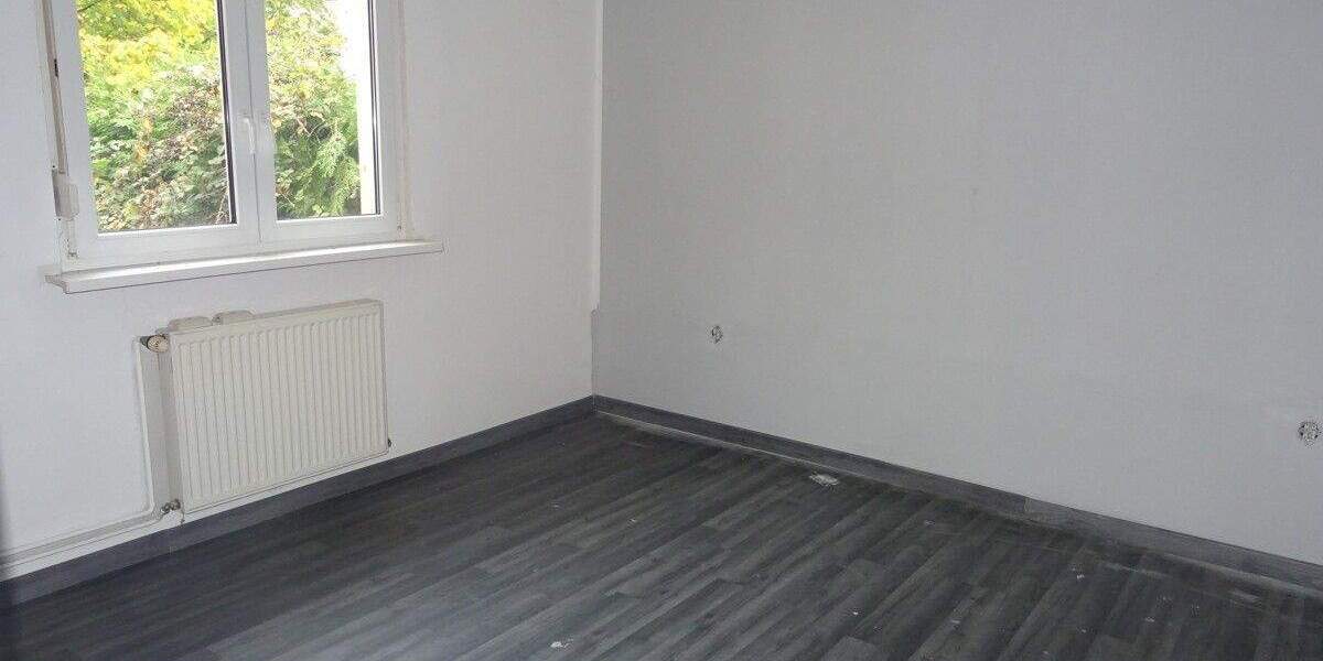 Mehrfamilienhaus, Wohnhaus Völklingen Luisenthal - 5 Zimmer, 112 m&sup2;, 139.000&euro; | Angebot:25706703